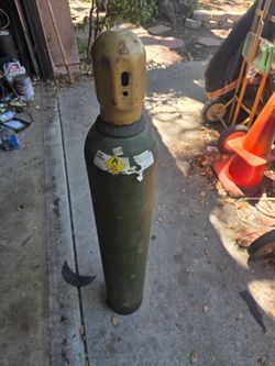 Oxygen Compressed Gas Cylinder Tank