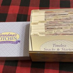 Grandmas kitchen treasured  Family Recipes Cards & Box