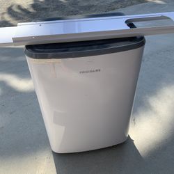 ICE COLD AIR CONDITIONING 13,000 BTU 