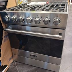 BLACK FRIDAY SALE! 30inch Viking Range $3,099 REG. PRICE $4,599