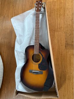 Yamaha KUA100 Acoustic Guitar (New) open box