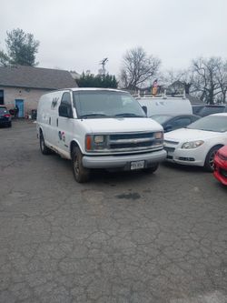 2005 Chevrolet Express 3500