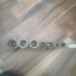 Set Of Snap On Sockets 1/2 Inch Drive