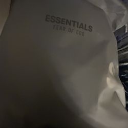 Xl Essential Hoodie True To Size And Never Worn