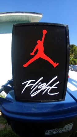 Custom-made concealment jordan box