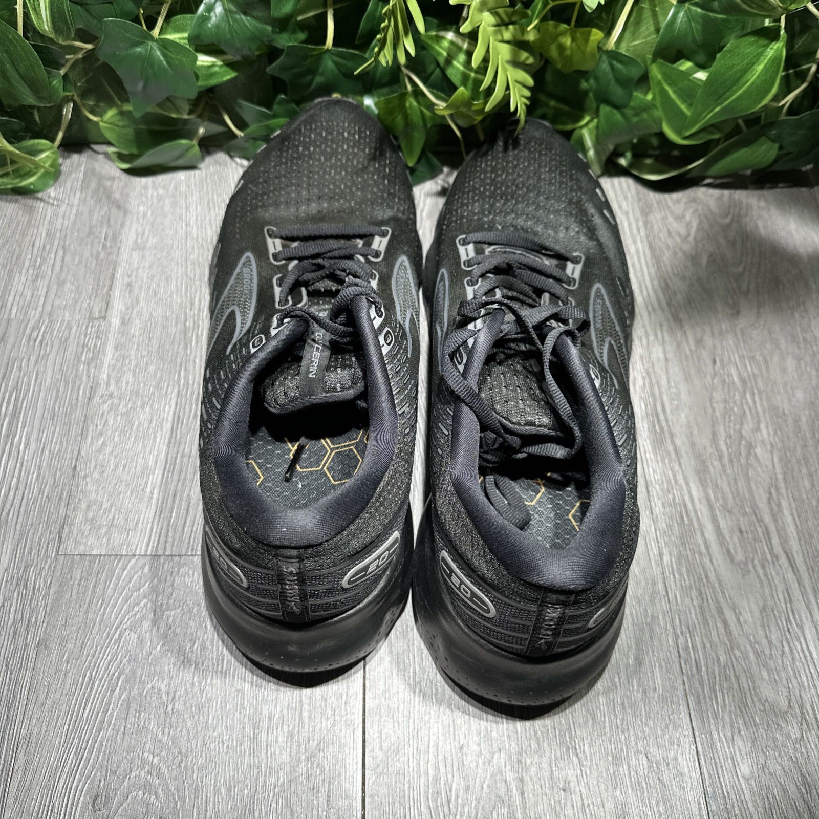 Brooks Mens Glycerin 20 1103821D020 Black Running Shoes 