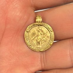 Ancient Roman 18k Gold Lady Fortuna Pendant 1/2nd Century AD
