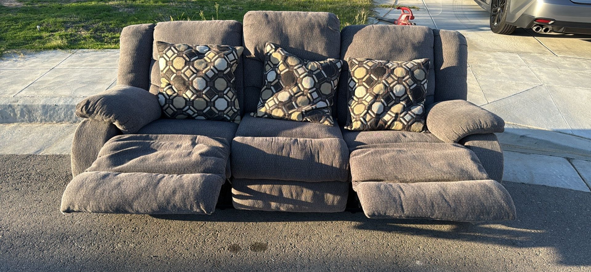 Free Sofa