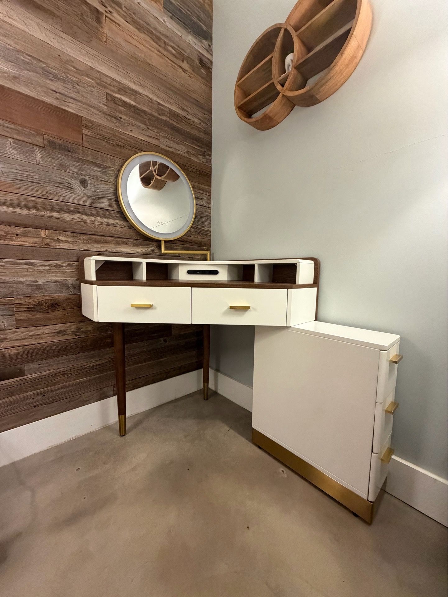 Used Vanity with Stool And Swivel Mirror