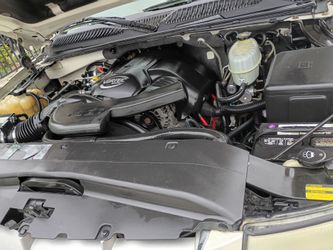 2003 Cadillac Escalade