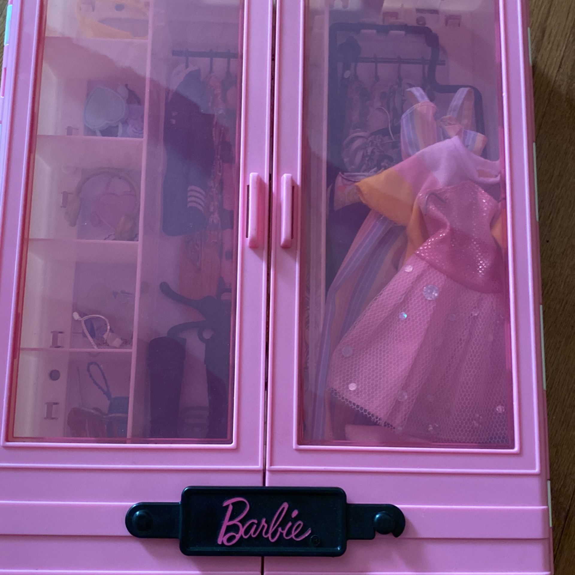 Barbie Dresser , Barbie Accessories, Barbie Clothes 