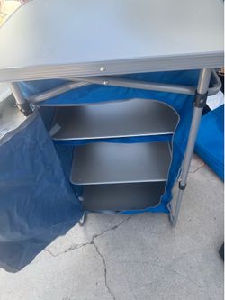 Collapsible cabinet