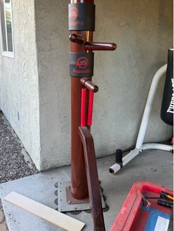 Wing Chun Wooden Dummy (Muk Yan Jong) – Almost New – $150