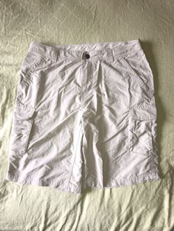 REI Women’s Nylon Cargo Shorts Hiking Camping Fishing QuickDry Khaki Light Sz 10