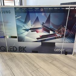 65” Samsung QLED 8K Smart TV