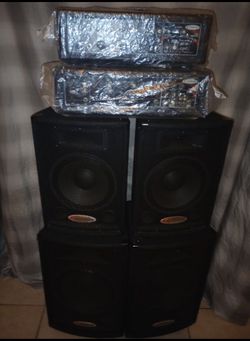 2 harbinger pro with  4 speakers