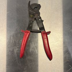 Klein 63060 Ratcheting, Heavy Duty Cutters