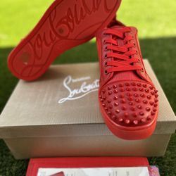 Louboutin. READ DESCRIPTION FOR SIZES 