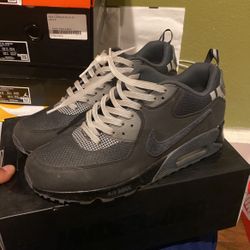 Air Max 90 Undefeated 