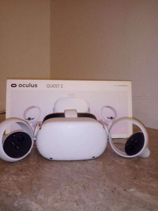 White Oculus Quest 2