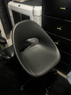 Computer chair