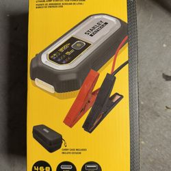 STANLEY 1200A Lithium Jump Starter & USB Power Bank (Open Box, Like New)
