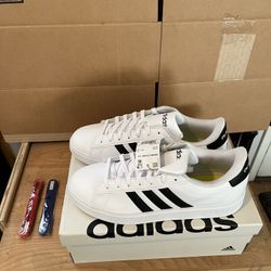 Size 10 Adidas Grand Court 2.0