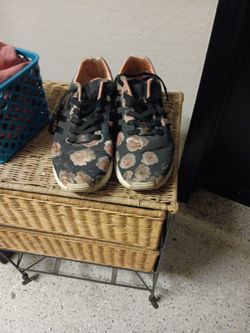 Adias 9 Women Shoes
