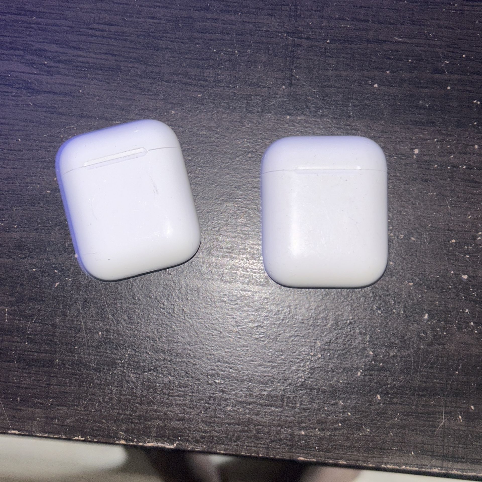 2 Airpod Charging Cases
