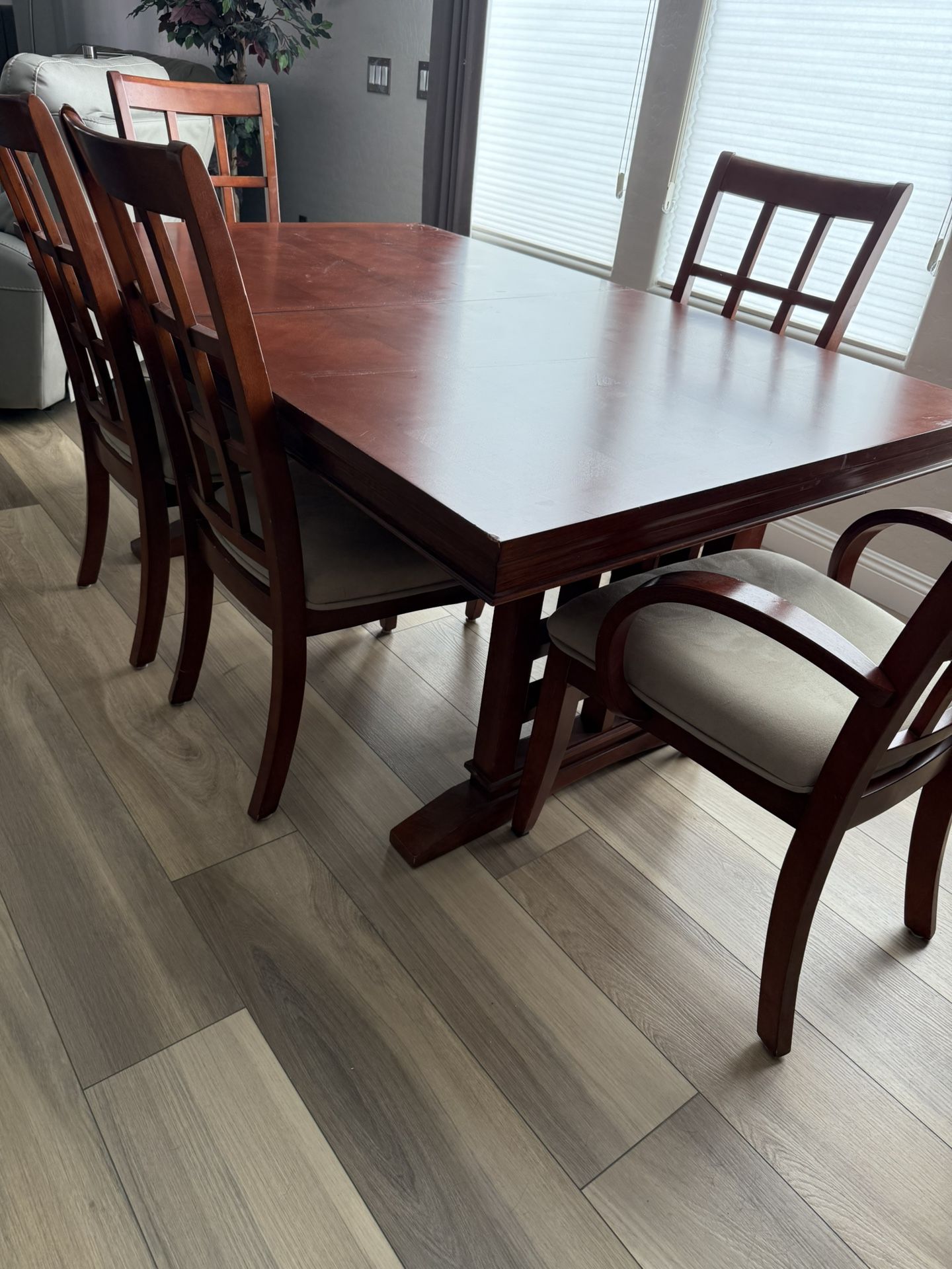 Wood Dining Room Table And 5 Chairs