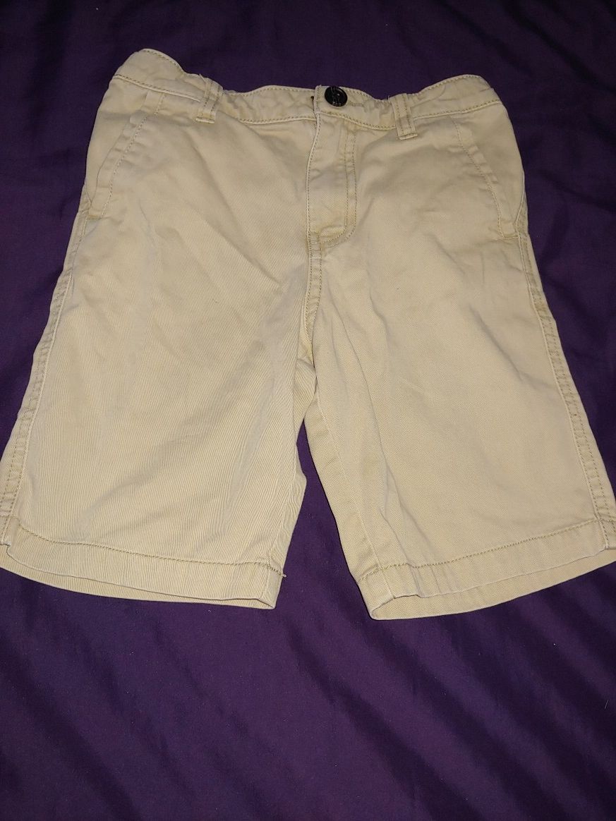 Boys clothes size 5T (Short)