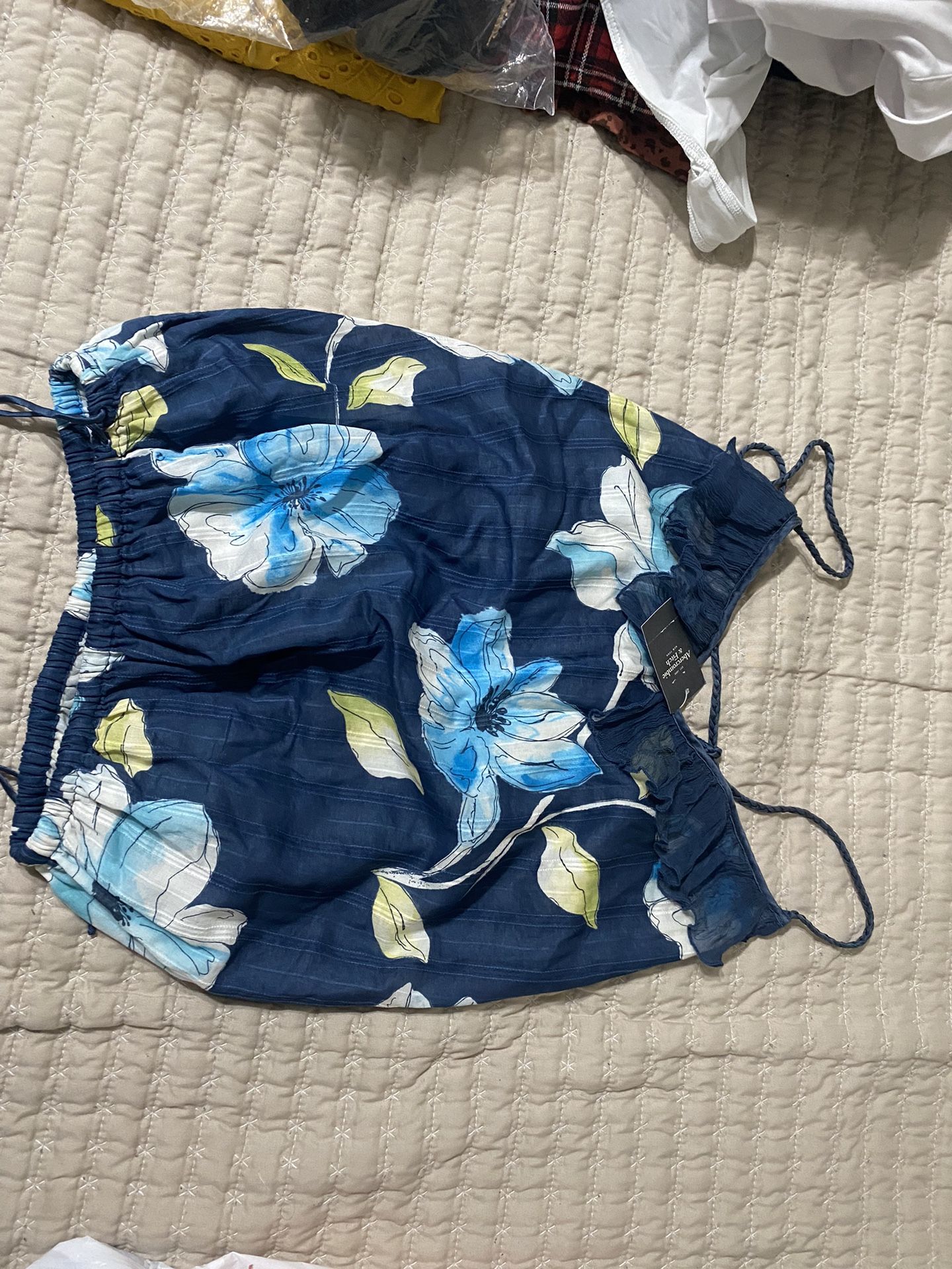 Women Top Abercrombie &fitch Size Small