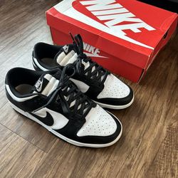 Men’s Nike Dunk Low Panda Black White Size 11