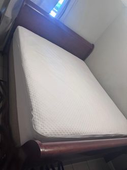 Cal king bedroom set
