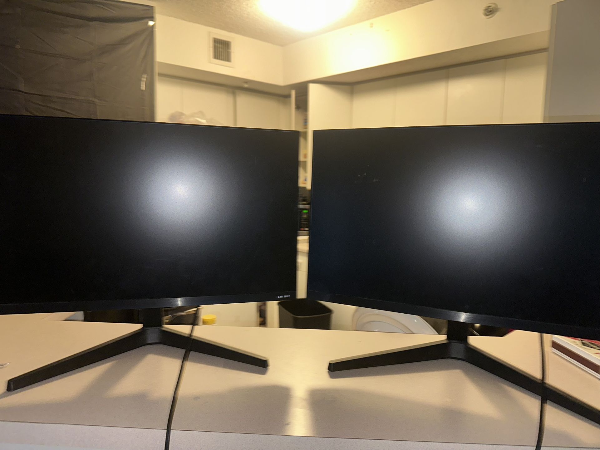 Samsung - 24" T350 Series Monitors (2)