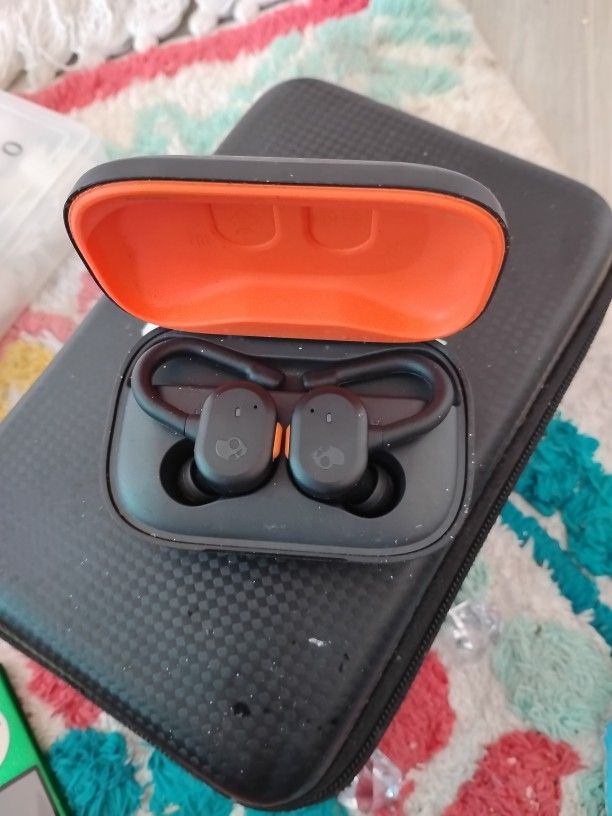 SKULLCANDY Push Active True Wireless $25