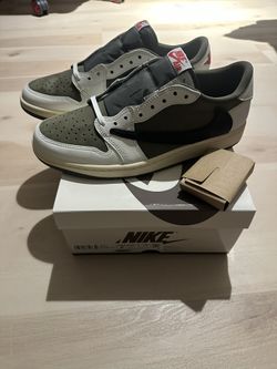 Jordan 1 Travis low Olive Medium Men’s Size 9