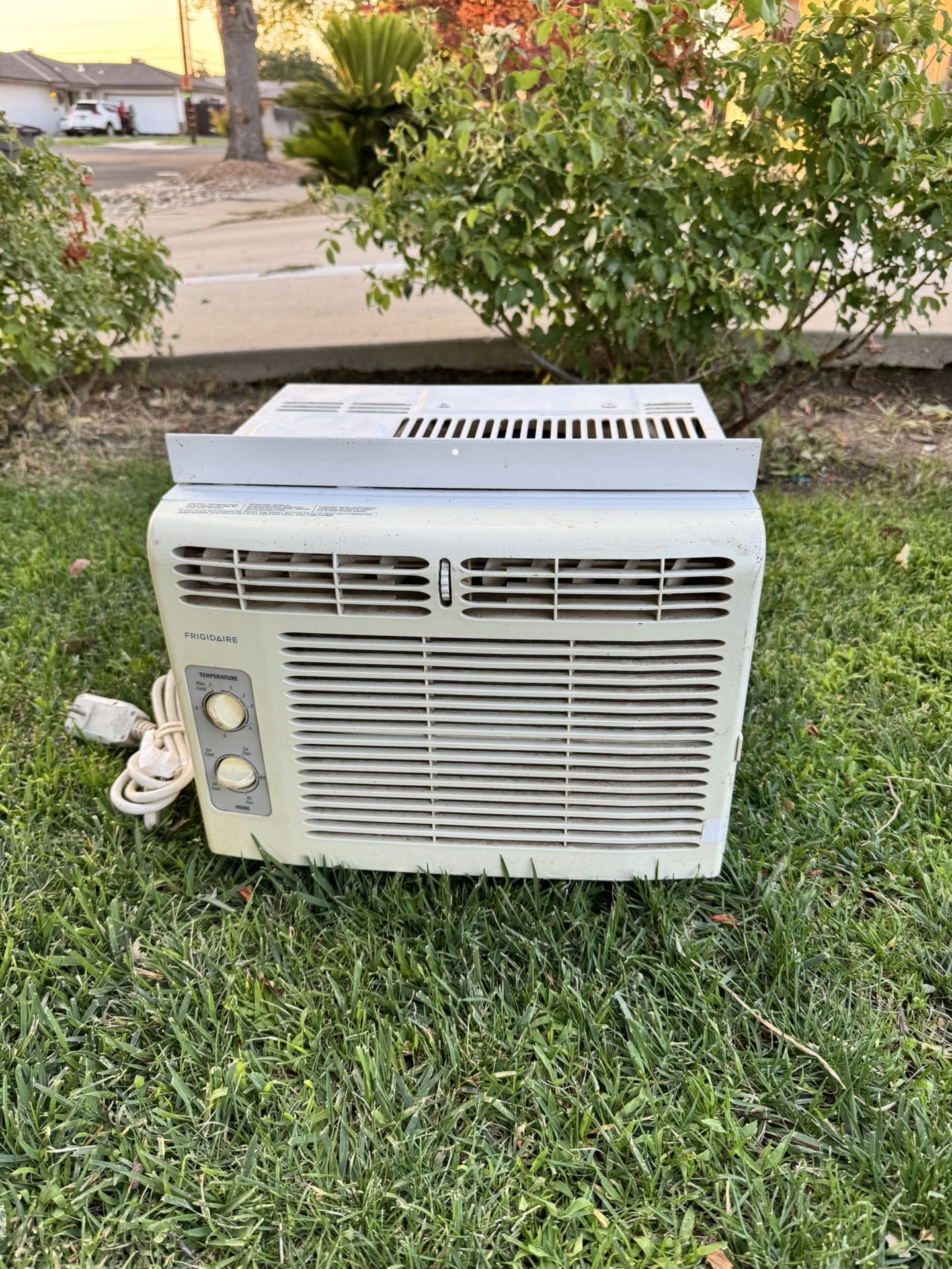 100$$ Works Great Unit BTU 6000