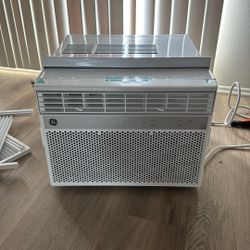 GE Window AC Unit (WiFi Controlled)