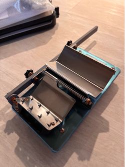 Meat slicer