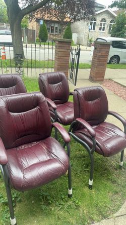 Set of 4 sturdy office guest reception chairs