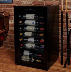 Wine Enthusiast 36 bottle Wine Cellar