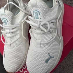 Puma women Shoes 