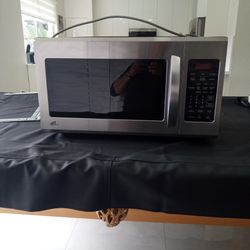 LG Microwave Oven Under Counter