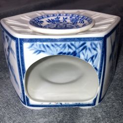 Vintage Japanese Porcelain TeaPot Art