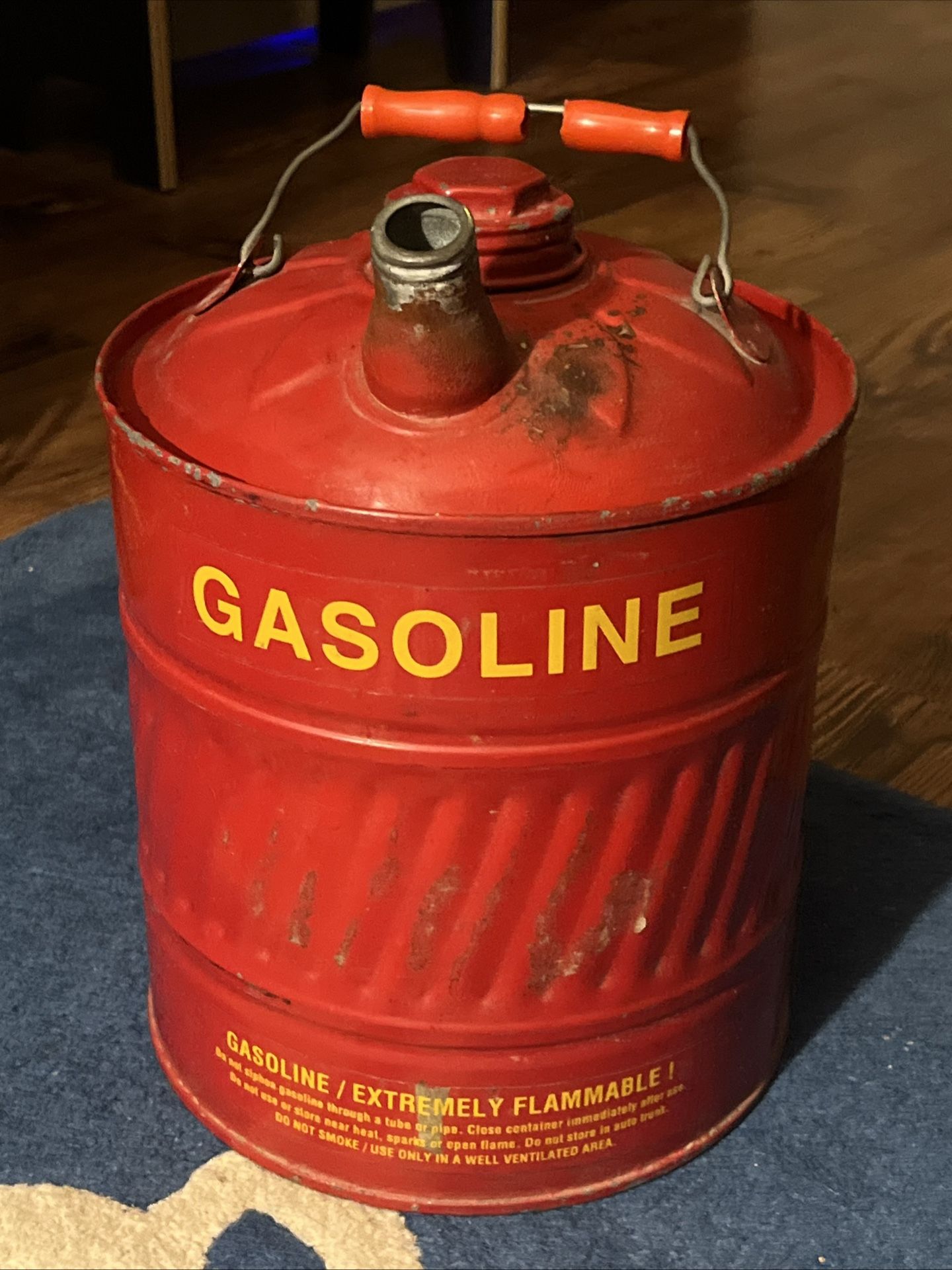 Vintage Red Galvanized Metal 5 Gal Gasoline Tank Can Gas Spout Man Cave Garage 