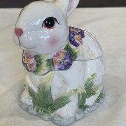 Vintage Corner Ruby ceramic bunny sugar bowl with a floral collar.
