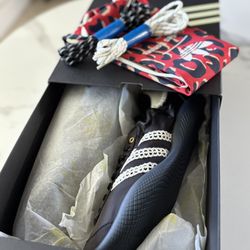 Adidas WB Karintha Lo Satin - Size 11