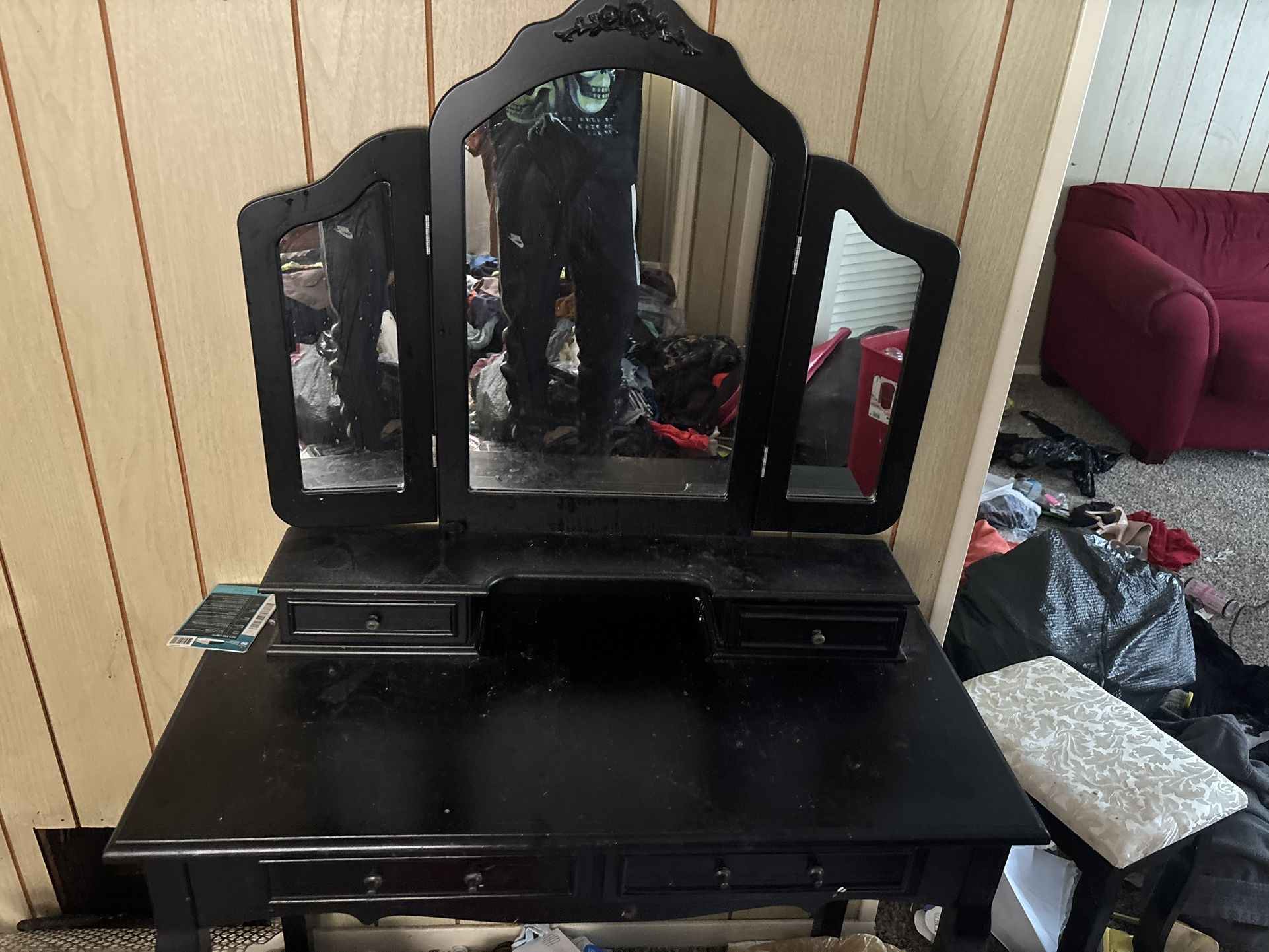 Makeup And Hair Table Set/with Chair