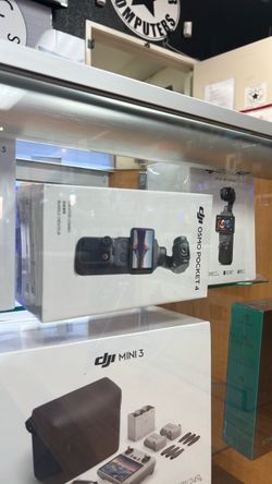 DJI Osmo pocket 4 creator combo